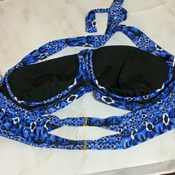 Bold Iconic Ruched Swim Top - Picture 3 of 5